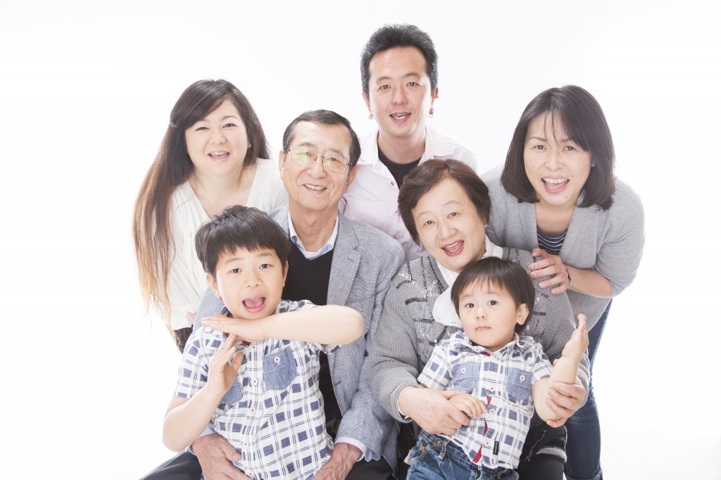 新宿フォトスタジオDONCHAの家族写真写真
