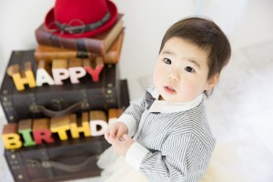 神戸市中央区マリーマーブル神戸フォトスタジオの誕生日写真