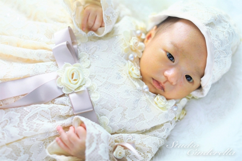 写真スタジオシンデレラのニューボーンフォト写真